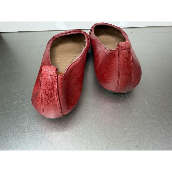 Miz Mooz Pointed Tor Flats Womens Red Leather Slip On Shoes Distressed Size 7.5 - Picture 6 of 6